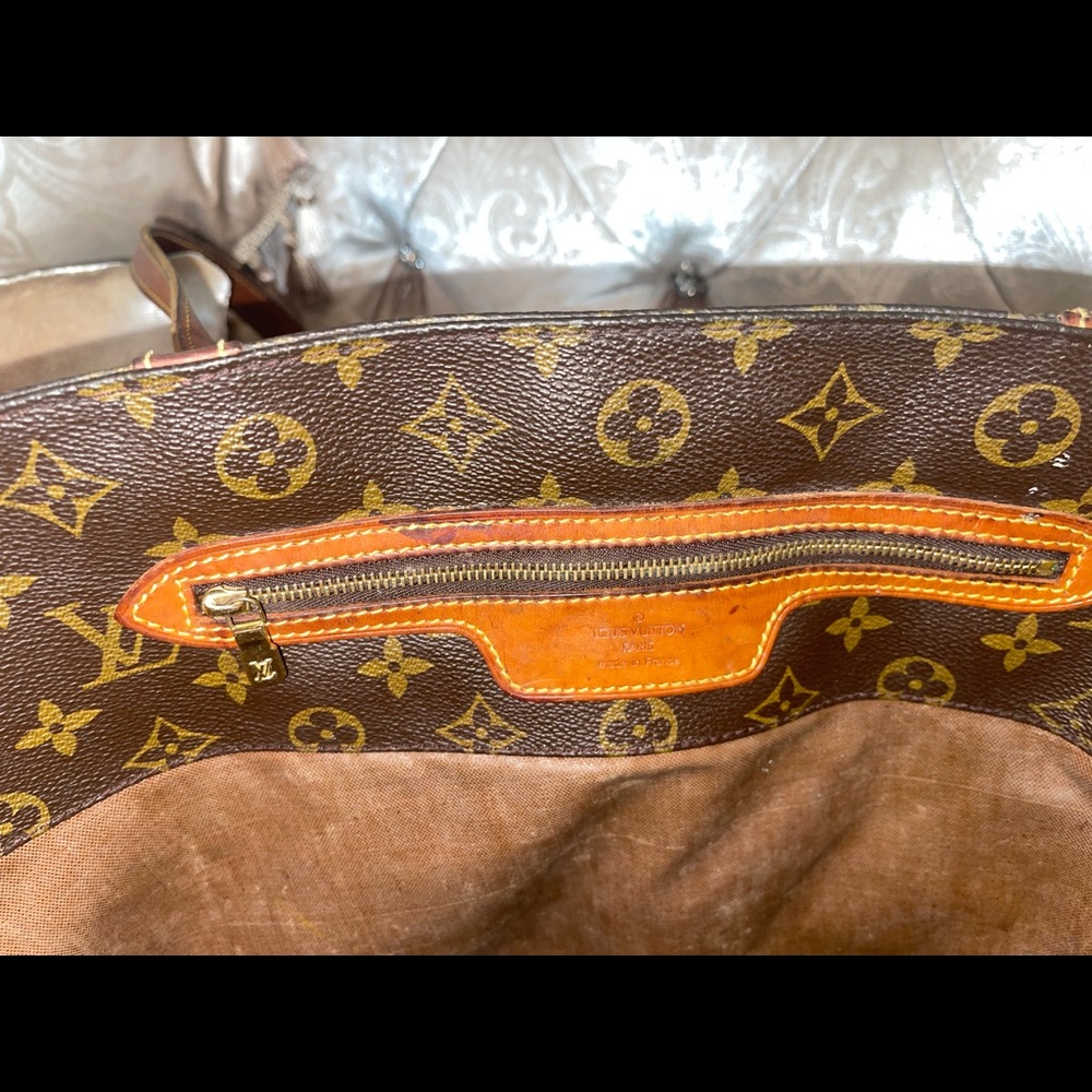 Louis Vuitton canvas tote - Picture 4 of 10